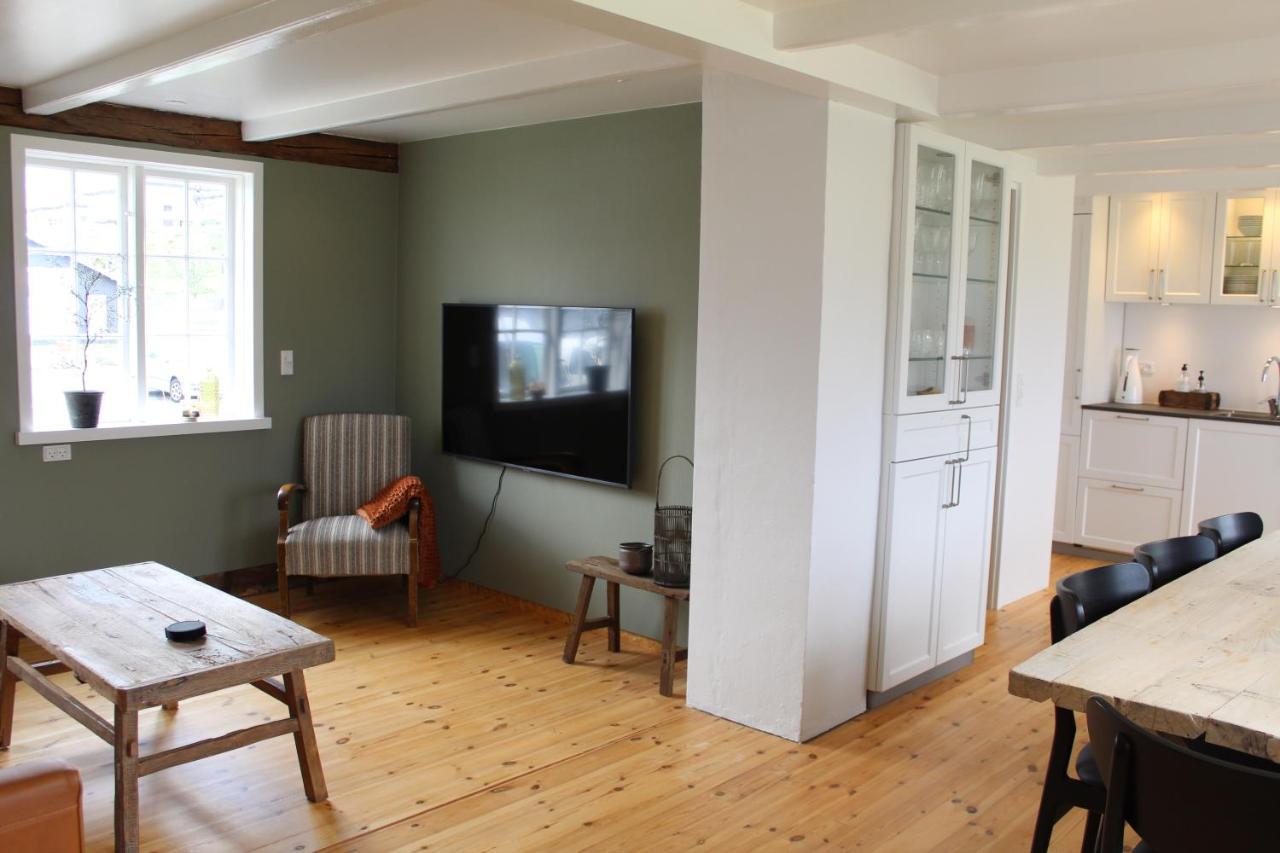 Traditional Faroese House In Torshavns City Center Extérieur photo
