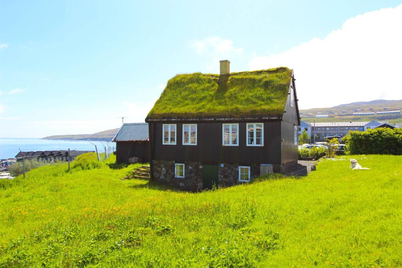 Traditional Faroese House In Torshavns City Center Extérieur photo