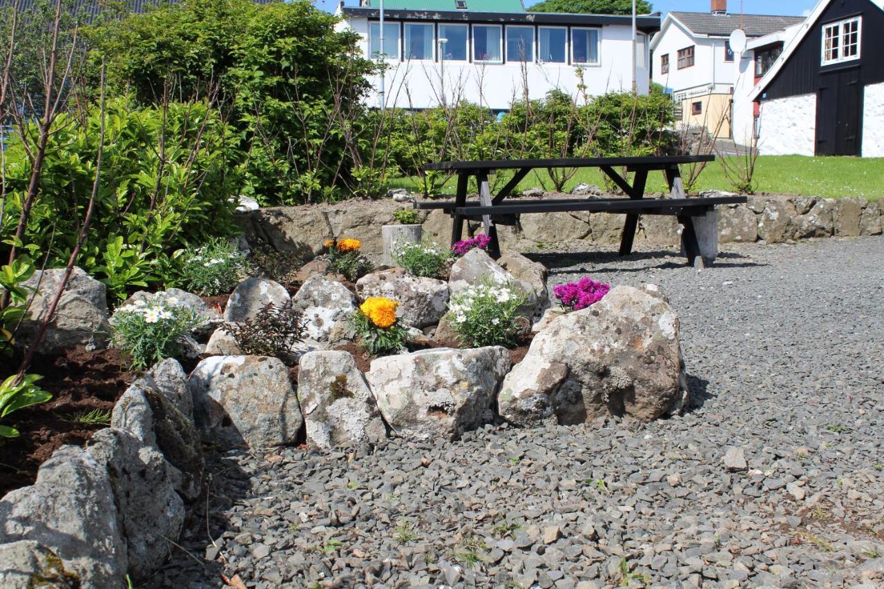 Traditional Faroese House In Torshavns City Center Extérieur photo