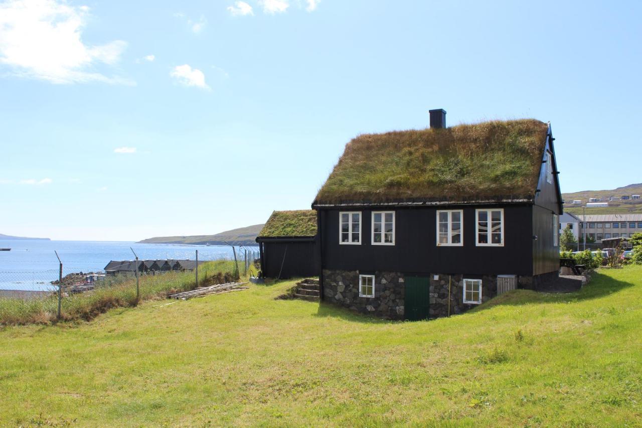 Traditional Faroese House In Torshavns City Center Extérieur photo